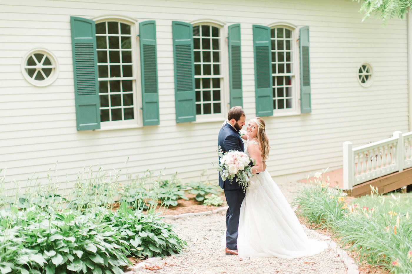 chaumette vineyards & winery blush wedding