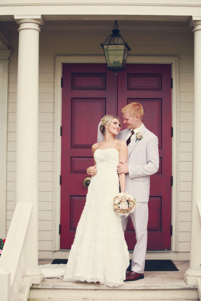 missouri chapel rustic barn wedding