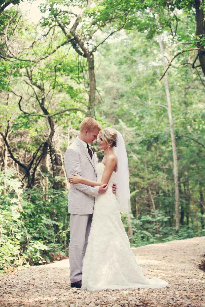 Ashley & Holt's Rustic Barn Wedding - Missouri Rustic Weddings