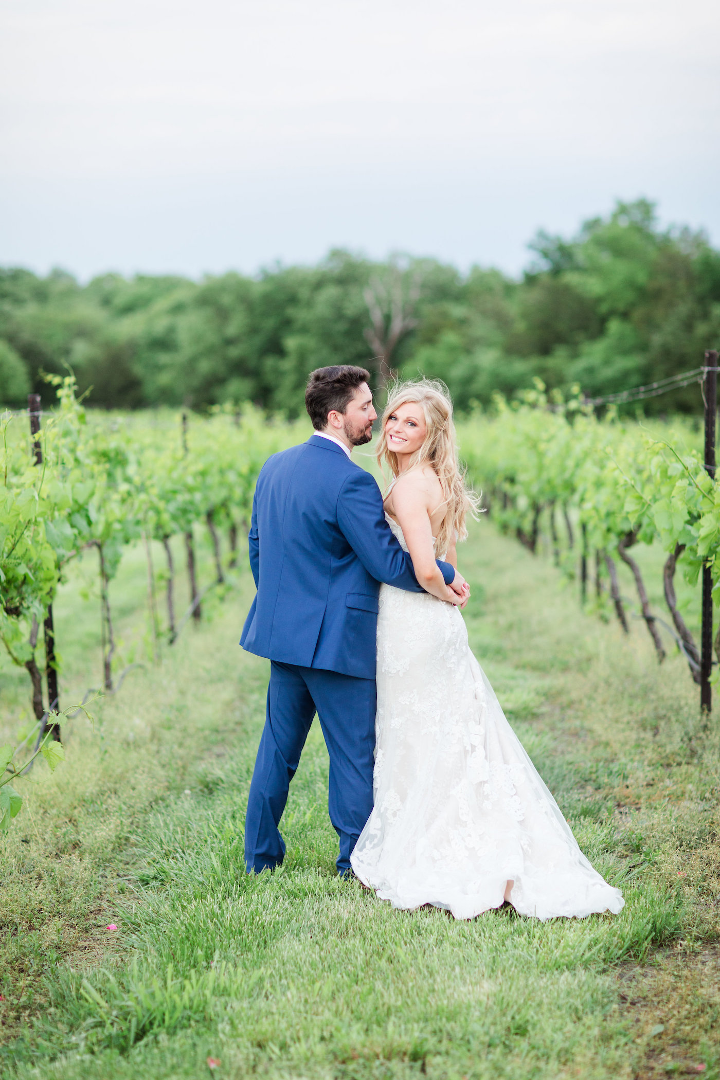 missouri vineyard wedding