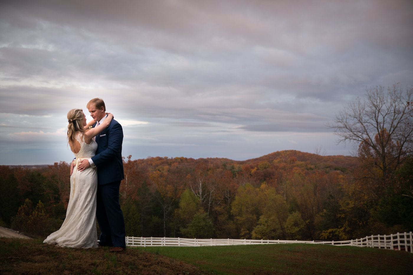 missouri rustic country wedding chaumette winery